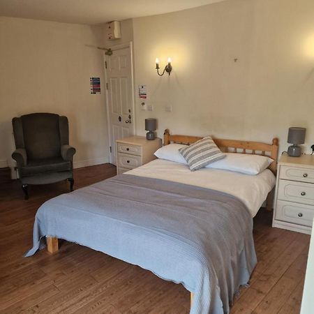 The Stowey Arms Bed and Breakfast Έξετερ Εξωτερικό φωτογραφία